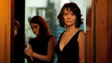 Juliette Binoche and Kirsten Stewart in Clouds Of Sils Maria